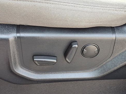 Used 2019 Ford F150 XLT w/ Equipment Group 302A Luxury image 12