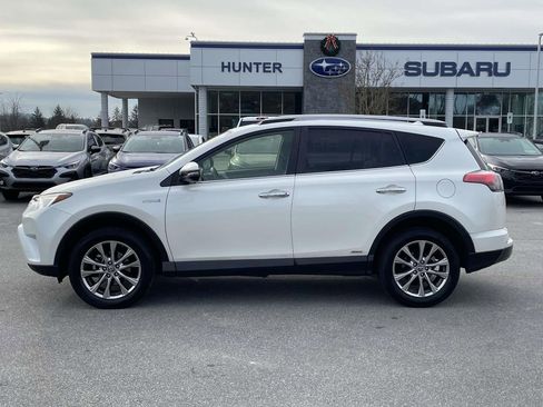 Used 2017 Toyota RAV4 Limited image 25