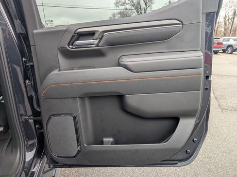 Certified 2025 GMC Sierra 1500 AT4 w/ Technology Package image 33