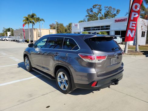 Used 2014 Toyota Highlander Limited image 6