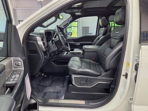 Used 2025 Ford F250 Platinum AWD/4WD image 24