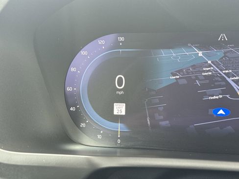 Used 2025 Volvo XC90 T8 Core w/ Protection Package Premier image 12