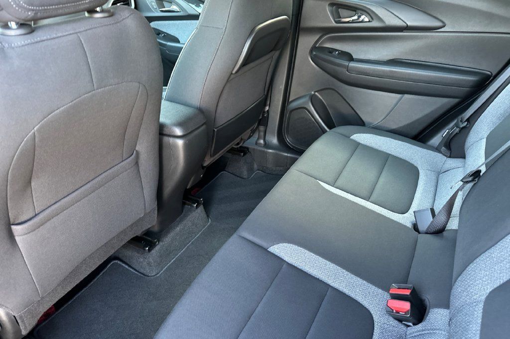 Used 2023 Chevrolet TrailBlazer LS FWD image 13