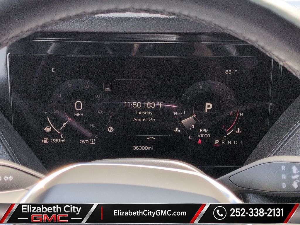 Used 2025 GMC Yukon Denali AWD/4WD image 15