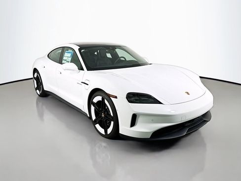New 2025 Porsche Taycan image 7