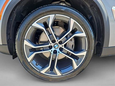 Used 2026 BMW X5 xDrive40i w/ Executive Package AWD/4WD image 25