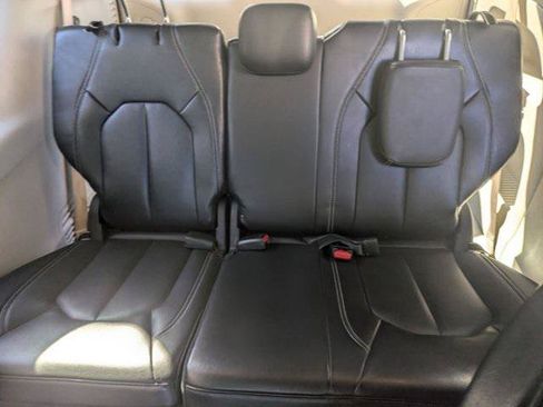 Certified 2022 Chrysler Pacifica Touring-L FWD image 29