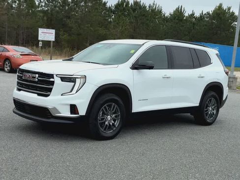 Used 2025 GMC Acadia Elevation image 4