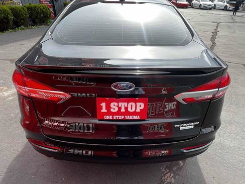 Used 2019 Ford Fusion Titanium FWD image 6
