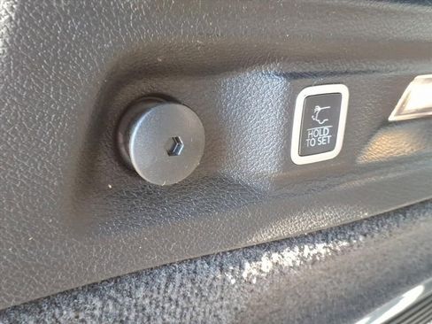 Used 2021 Jeep Grand Cherokee L Overland w/ Luxury Tech Group IV image 27