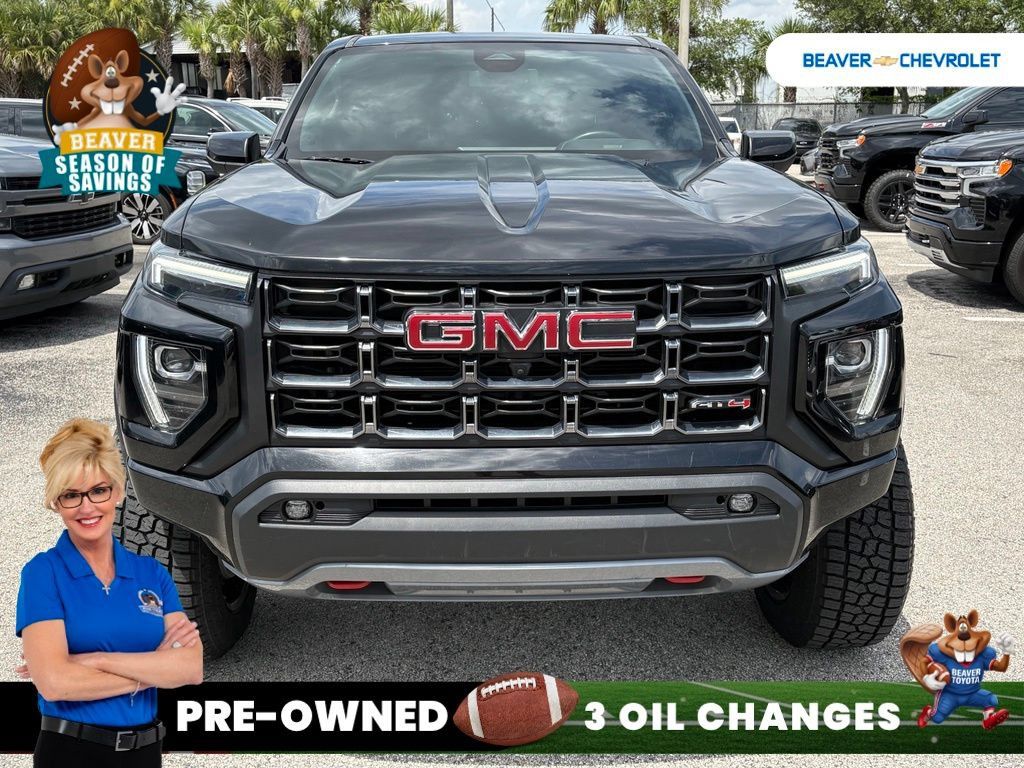 Used 2024 GMC Canyon AT4 w/ Technology Package AWD/4WD image 3