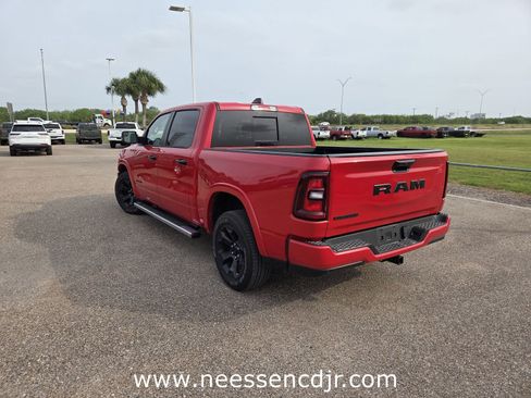 Used 2025 RAM 1500 Big Horn RWD image 5
