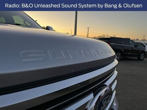 Used 2024 Ford F250 Limited image 11