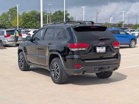Used 2020 Jeep Grand Cherokee Trailhawk w/ Trailhawk Luxury Group AWD/4WD image 4