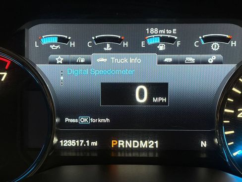 Used 2015 Ford F150 King Ranch w/ Equipment Group 601A Luxury AWD/4WD image 19