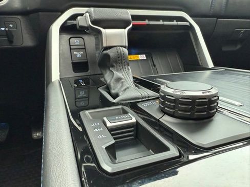 Used 2024 Toyota Tundra Platinum image 26