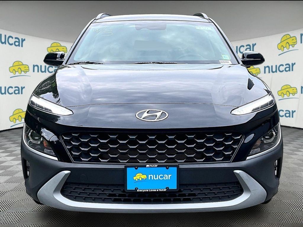 Used 2023 Hyundai Kona SEL w/ Cargo Package AWD/4WD image 2