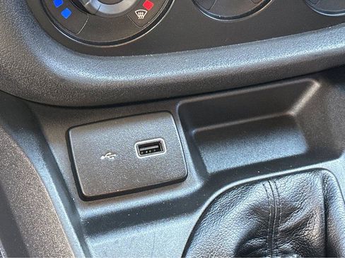 Used 2022 RAM ProMaster City Tradesman w/ Window Group 04 image 24