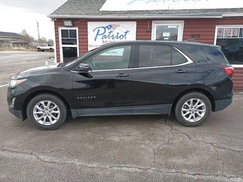 Used 2019 Chevrolet Equinox LT image 2