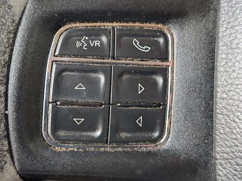 Used 2017 RAM 3500 SLT AWD/4WD image 13