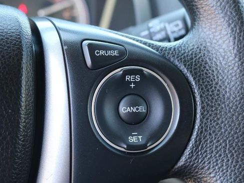Used 2018 Honda Pilot EX image 10