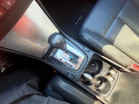 Used 2012 Nissan Altima 2.5 SL w/ 2.5SL Pkg FWD image 35