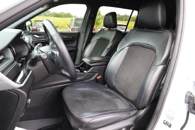 Used 2021 Jeep Grand Cherokee L Laredo AWD/4WD image 10