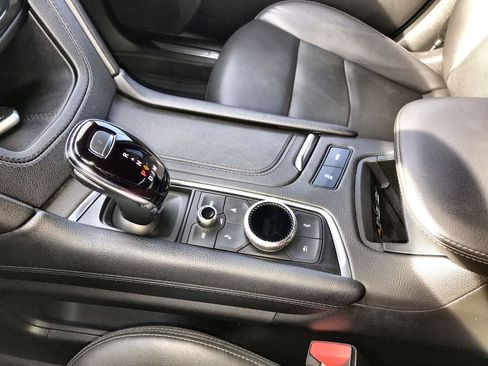 Used 2024 Cadillac XT5 Sportv w/ LPO, Floor Liner Package image 20