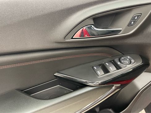 New 2026 Chevrolet Trax RS w/ Sunroof Package FWD image 9