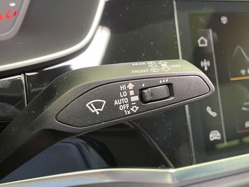 New 2025 Audi Q3 2.0T Premium image 40