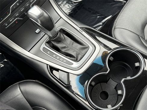 Used 2016 Ford Edge SEL w/ Equipment Group 201A image 16