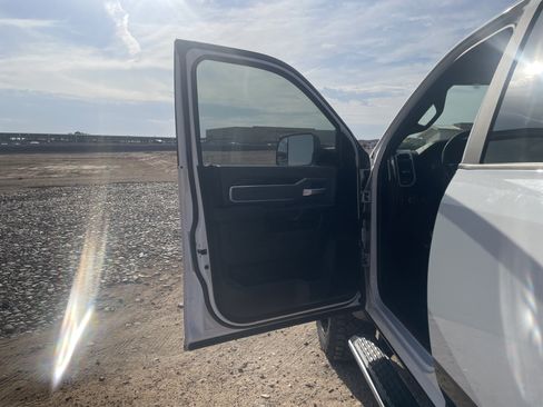 Used 2021 RAM 2500 Big Horn w/ Level 1 Equipment Group AWD/4WD image 12