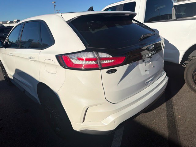 Used 2022 Ford Edge ST-Line AWD/4WD image 4
