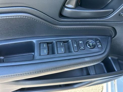 Used 2023 Honda Odyssey Sport image 10