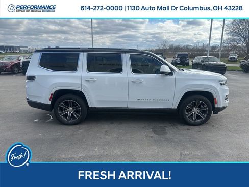Used 2022 Jeep Grand Wagoneer Series I image 3