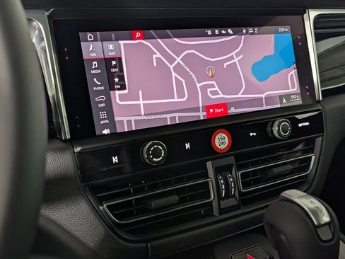 New 2026 Porsche Macan S AWD/4WD image 33