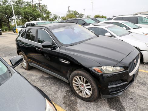 Used 2019 Jaguar F-PACE Prestige AWD/4WD image 7