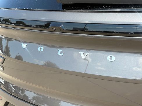 New 2025 Volvo EX90 Plus w/ Protection Package Premier image 6