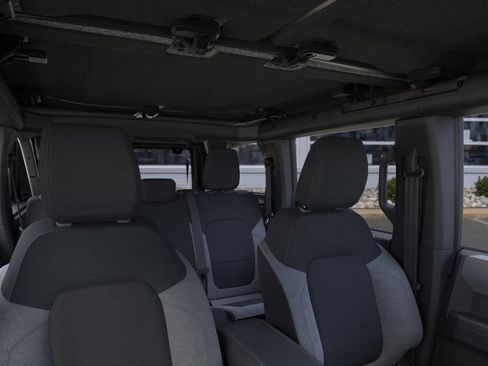 Used 2025 Ford Bronco Big Bend image 12