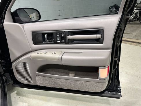 Used 1996 Chevrolet Caprice SS image 10