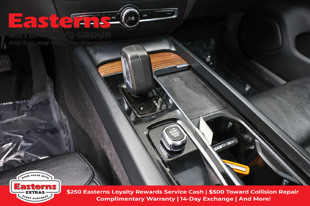 Used 2022 Volvo S60 B5 Inscription FWD image 14