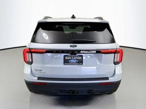 Certified 2025 Ford Explorer Active AWD/4WD image 6