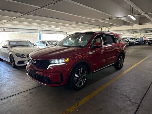 Certified 2023 Kia Sorento SX Prestige AWD/4WD image 1