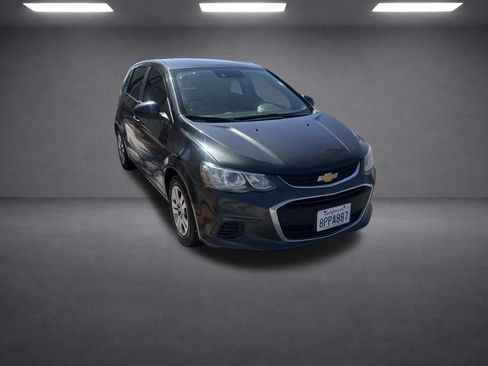 Used 2020 Chevrolet Sonic LT FWD image 11
