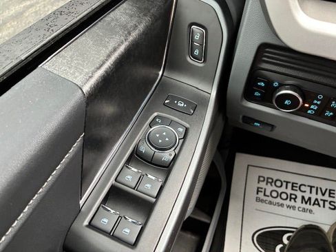 Used 2025 Ford F250 XLT w/ Black Appearance Package AWD/4WD image 29