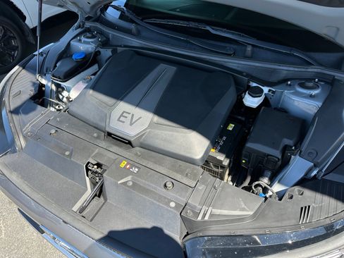 Used 2023 Kia EV6 Wind w/ Wind Technology Package RWD image 16