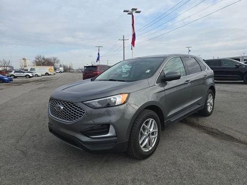 Certified 2024 Ford Edge SEL image 9