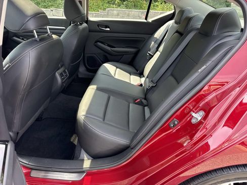 Used 2023 Nissan Altima 2.5 SL FWD image 28