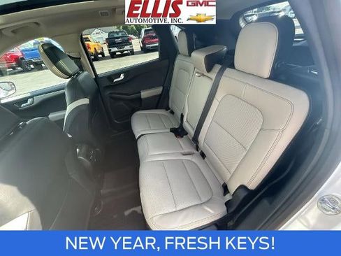 Used 2020 Ford Escape SE Sport image 26