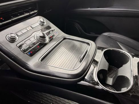 Used 2021 Lincoln Nautilus AWD w/ Equipment Group 101A image 17